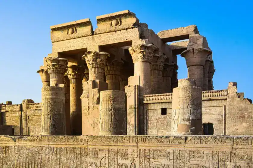 Ultra Deluxe Dahabiya Nile River Cruise From Luxor To Aswan Wonders of Egypt's Ancient Monuments