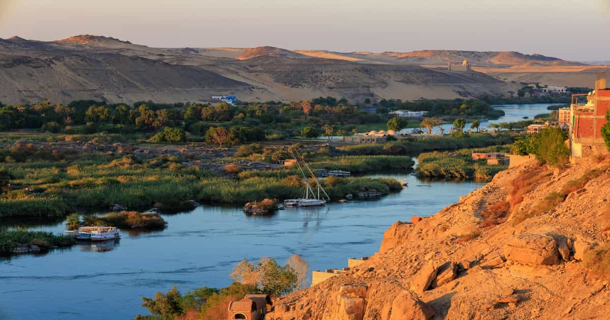 what is a cataract in Egypt rocky Nile river formation